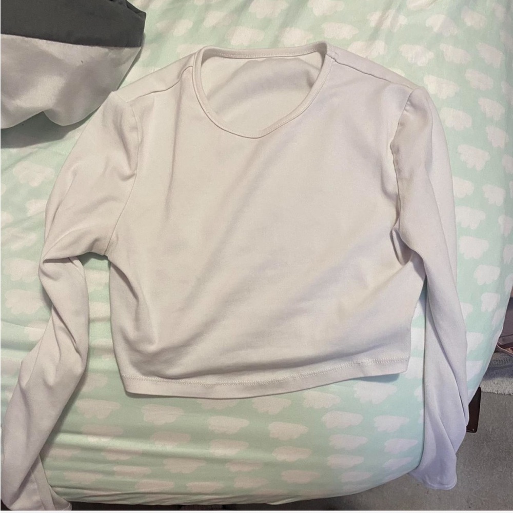 SHEIN Cream Long Sleeve Crop Top